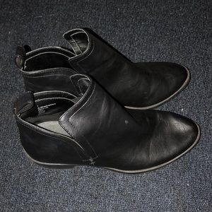 Black ankle booties